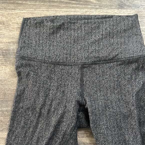 Lululemon Wunder Under Hi-Rise Tight, gray and black, sz 6 💛 - Picture 6 of 12